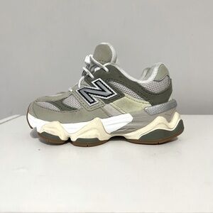 9060 New Balance Toddler 7. Olive Green